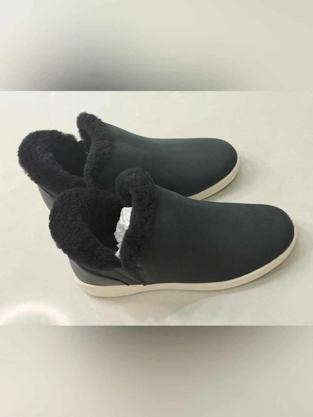 OluKai part cozy